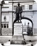 Statue of General Charles George Gordon