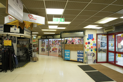 Aberdeen Market 21 - foyer area by main entrance